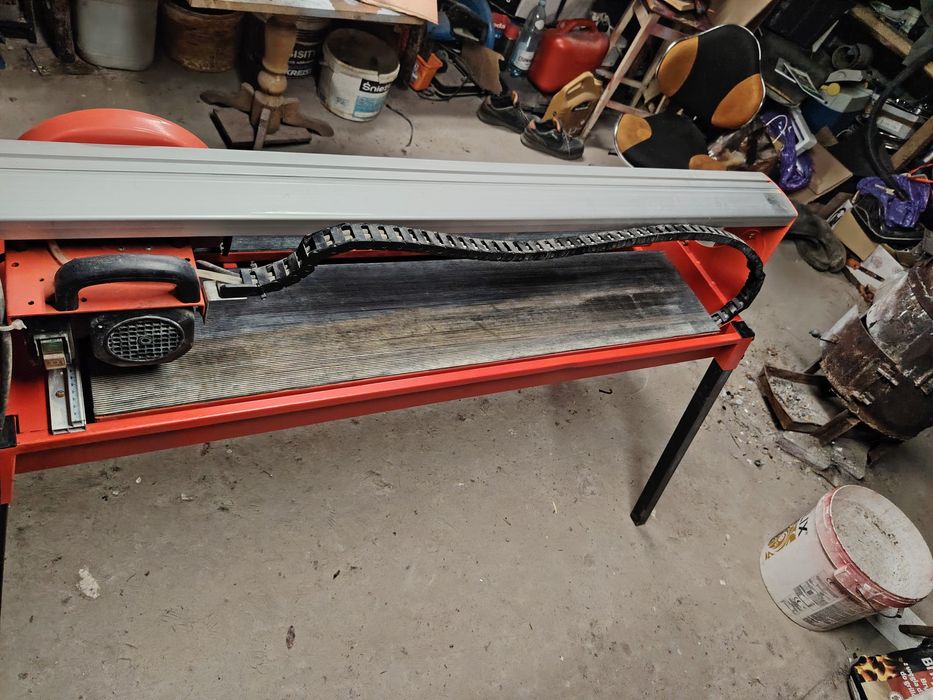 Maszyna do cięcia płytek Kowal