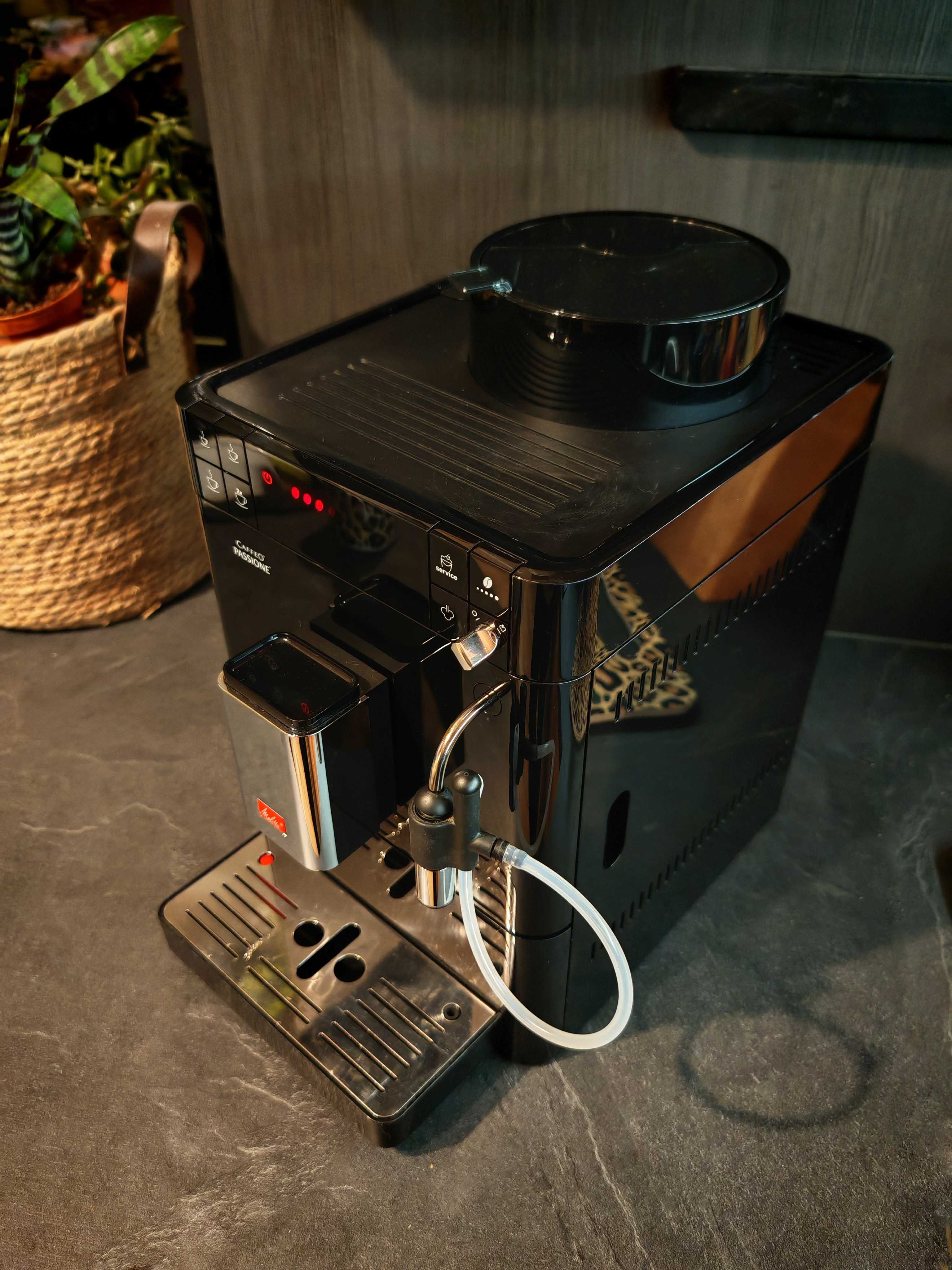 Ekspres do kawy Mellitta Caffeo Passione w pełni sprawny,gwar. serwisu