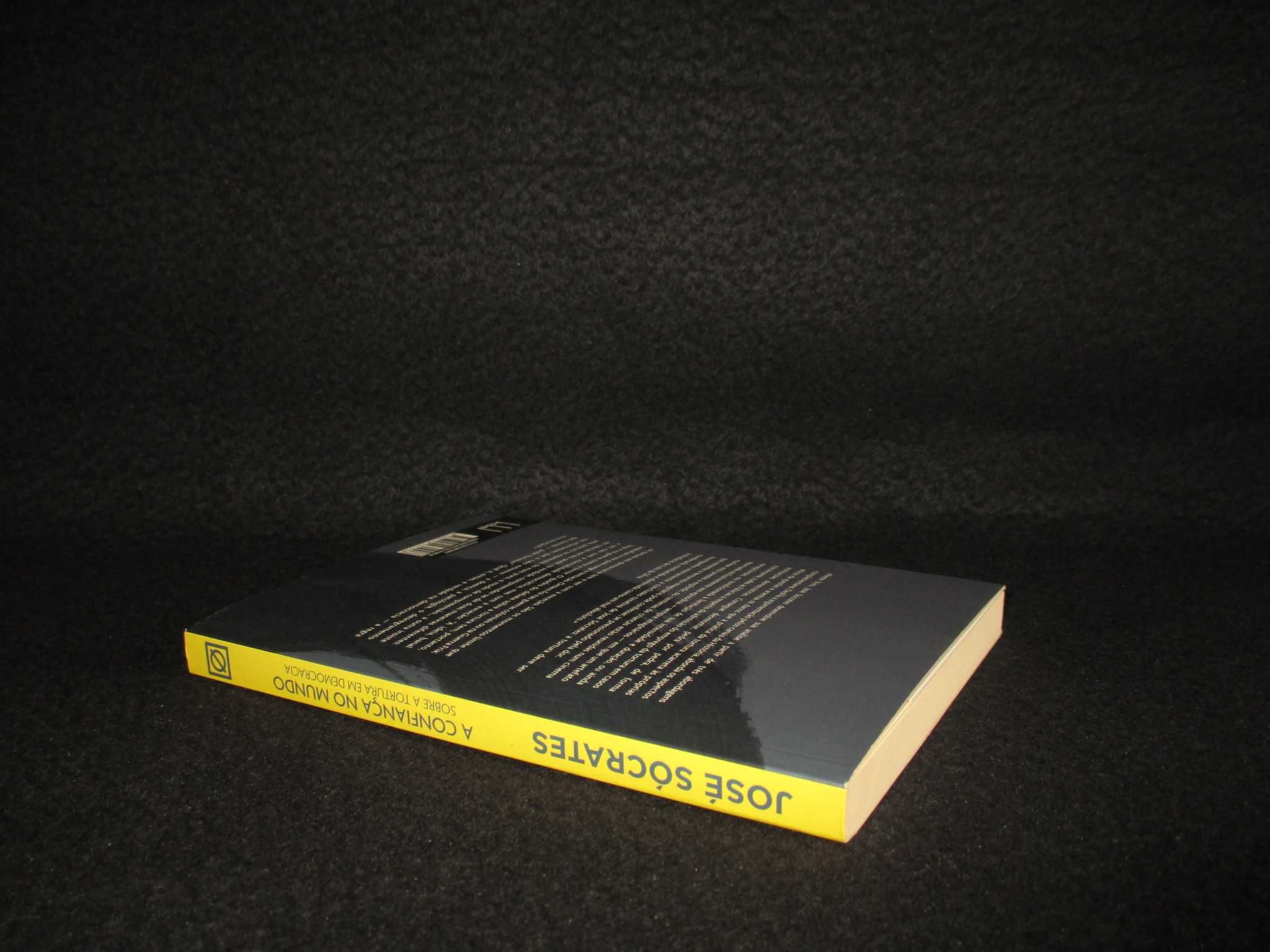Livro A Confiança no Mundo José Sócrates