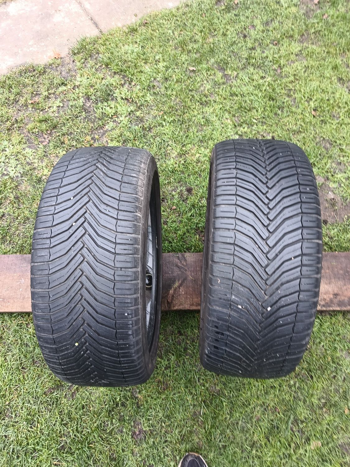 Opony Wielosezonowe 225/40/R19 93Y Michelin Crossclimate+