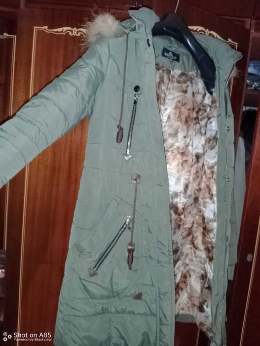 Дуже теплий  Пуховик колір Хакі 44-46розмір (М)