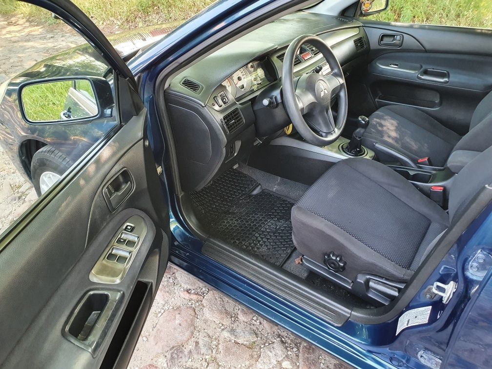 Mitsubishi Lancer 2007рік 1,6 бензин для військових