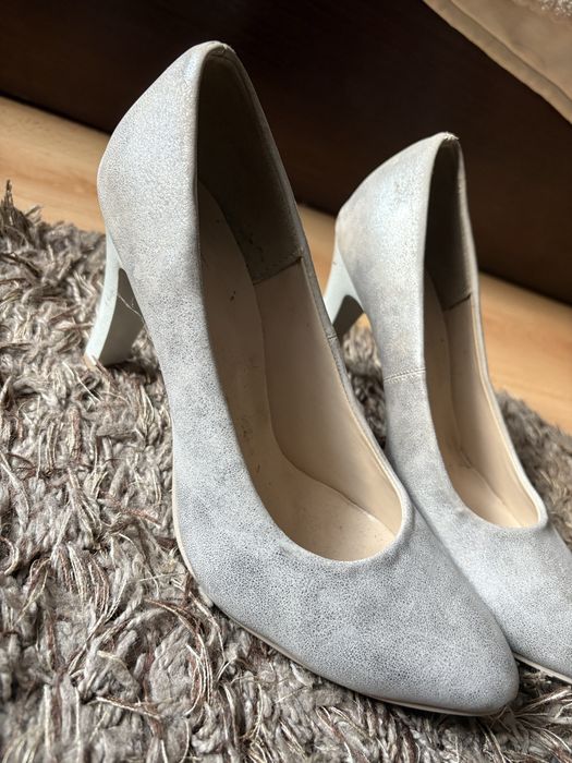 srebrne szpilki rozmiar 39 wygodne