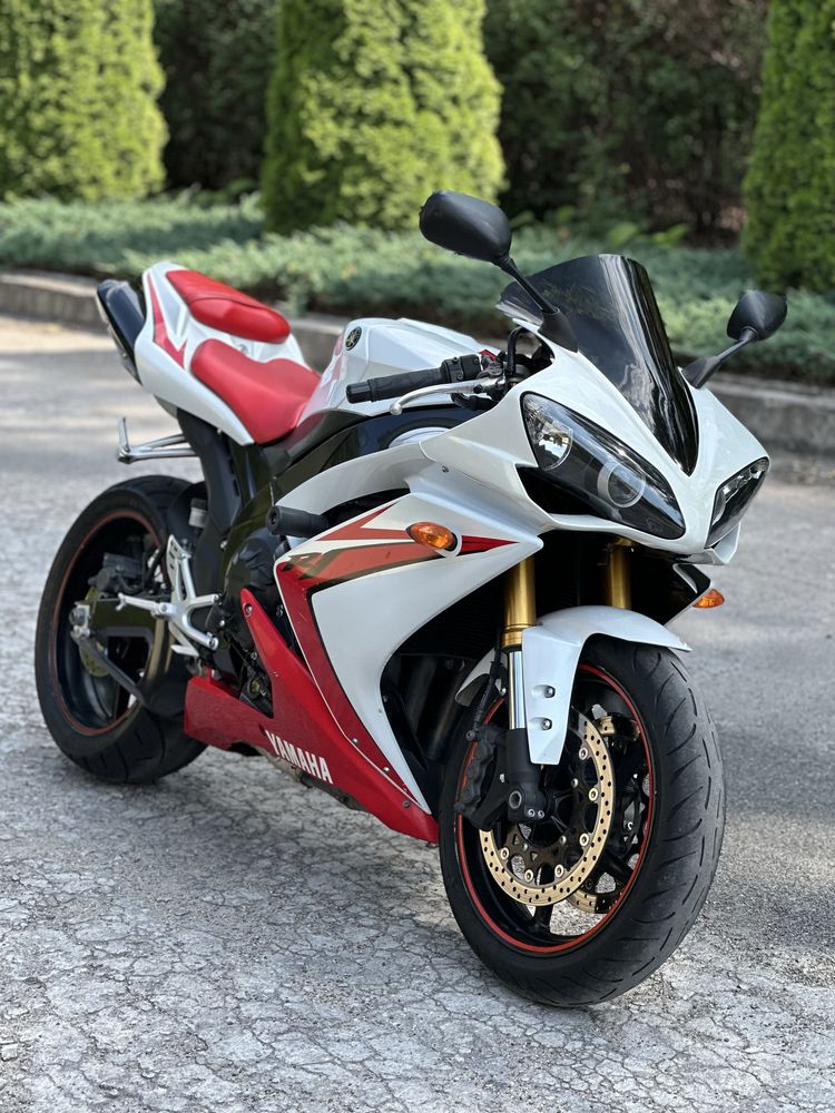 Yamaha R1 ИДЕАЛ