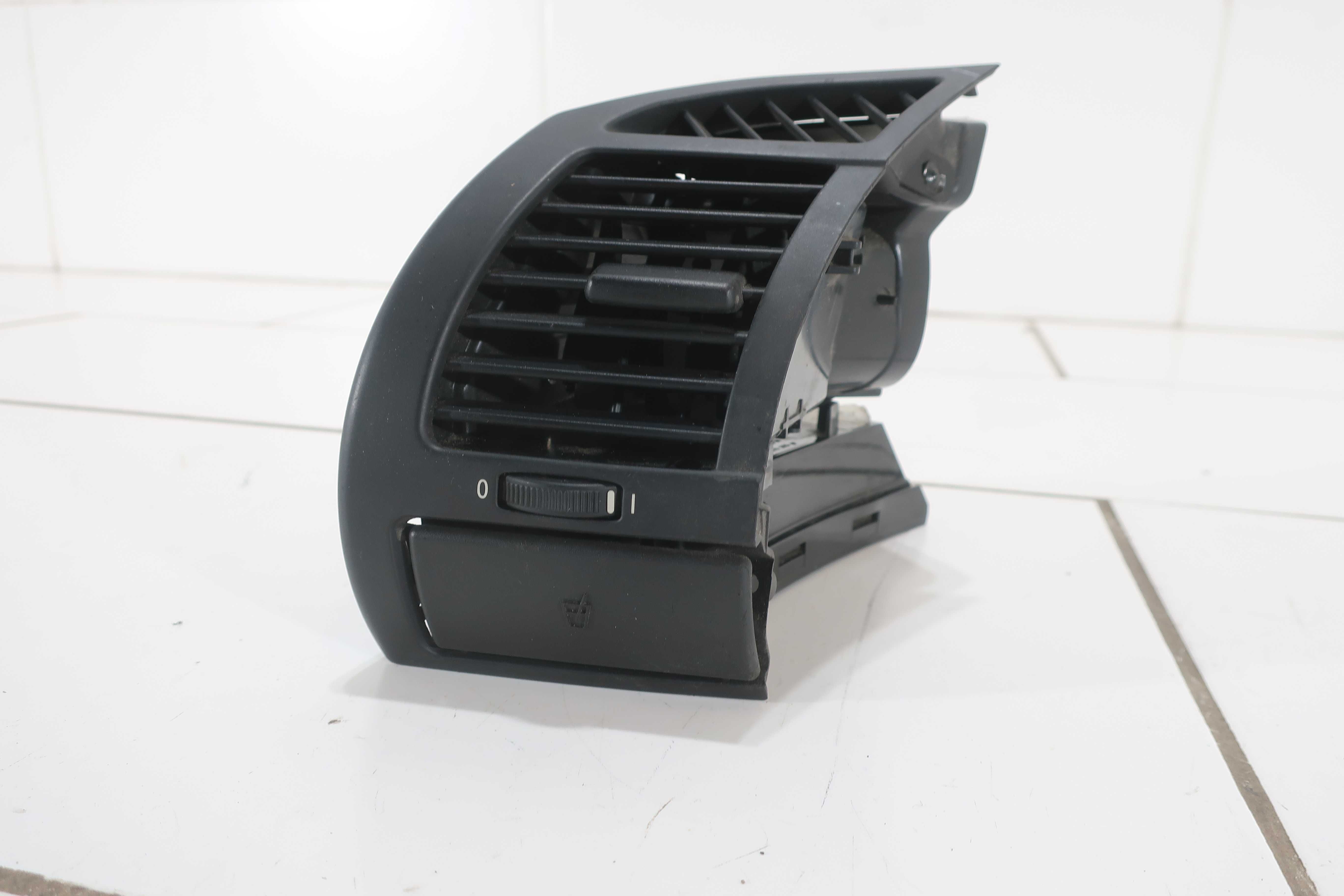 Kratka uchwyt na kubek cup holder BMW Z4 E85 E86