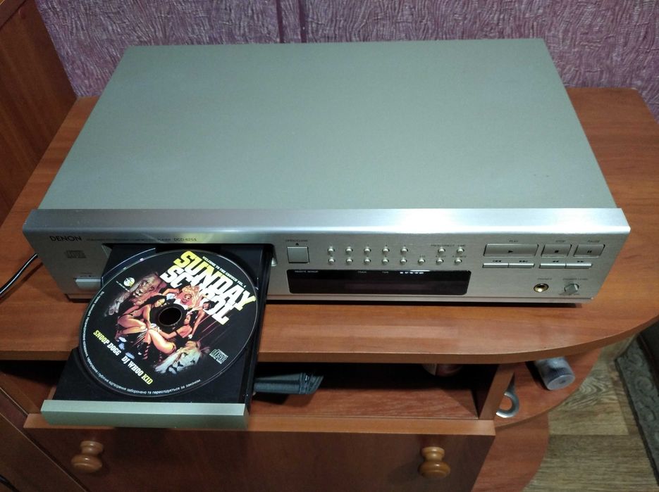 Продам cd плеер Denon dcd-625 ii