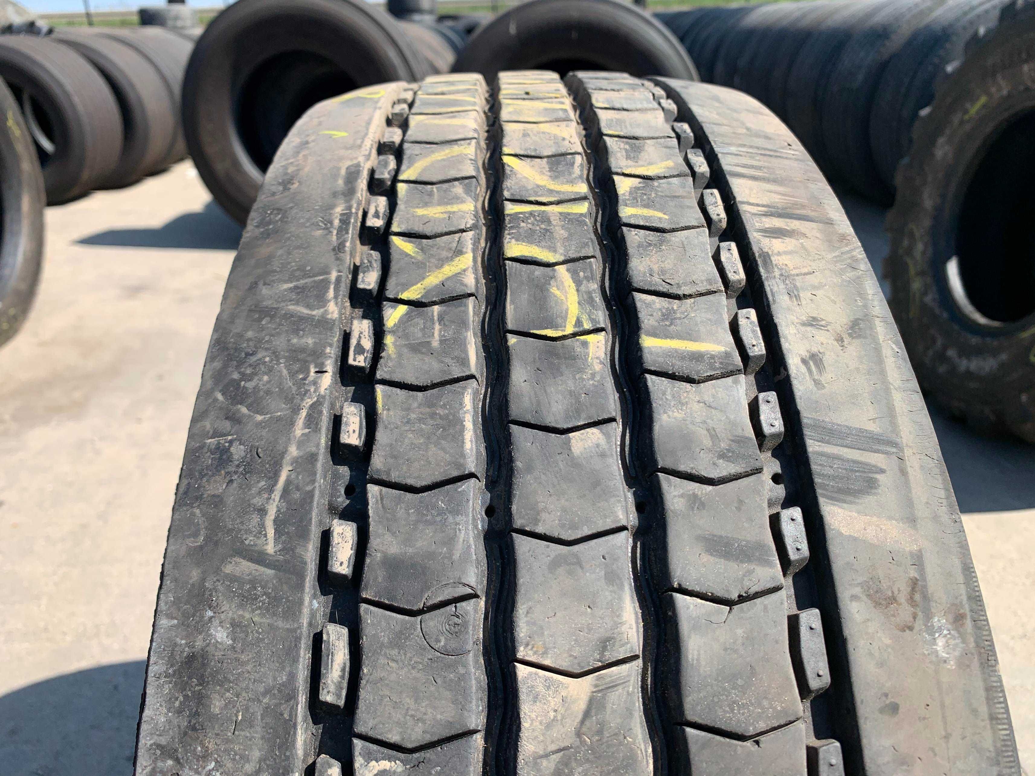265/70R19.5 Opona MICHELIN X MULTI Z 8-9mm Przód XMULTI