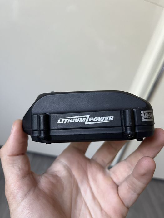 Акумулятор Worx 14.4 v на запчастини