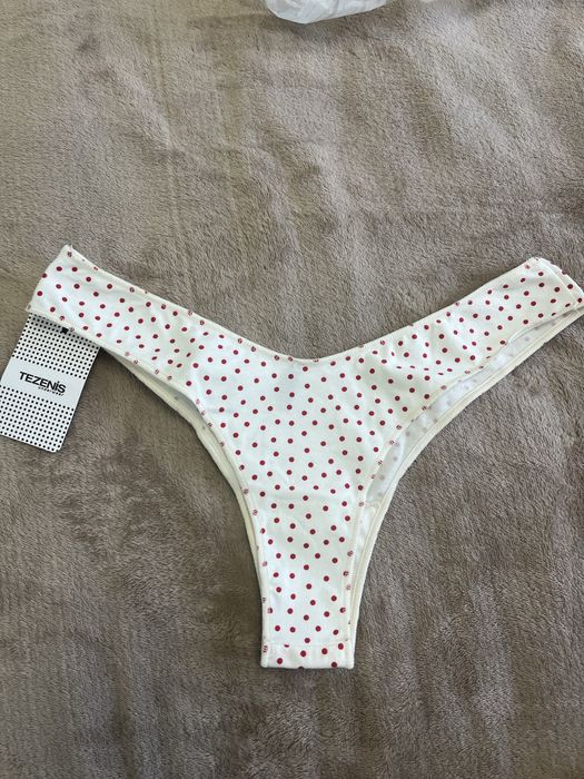 Продам жіночі нові Труси tezenis
