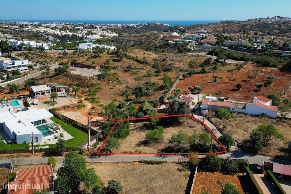 Terreno Urbano  com 1300m2  para construção em Albufeira