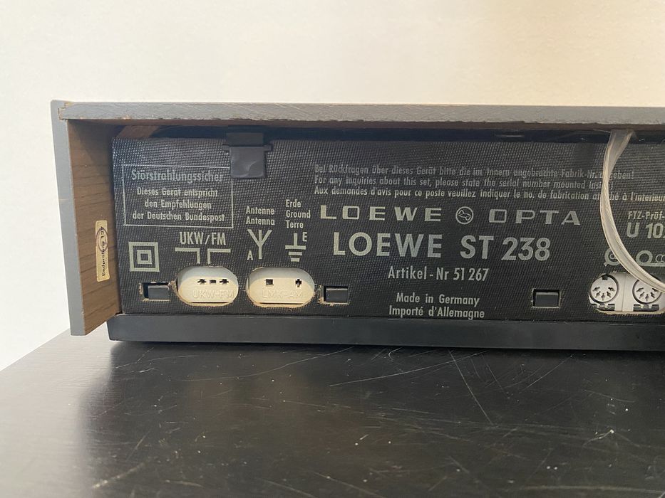 Комплект Ресивер Акустика Loewe Opta