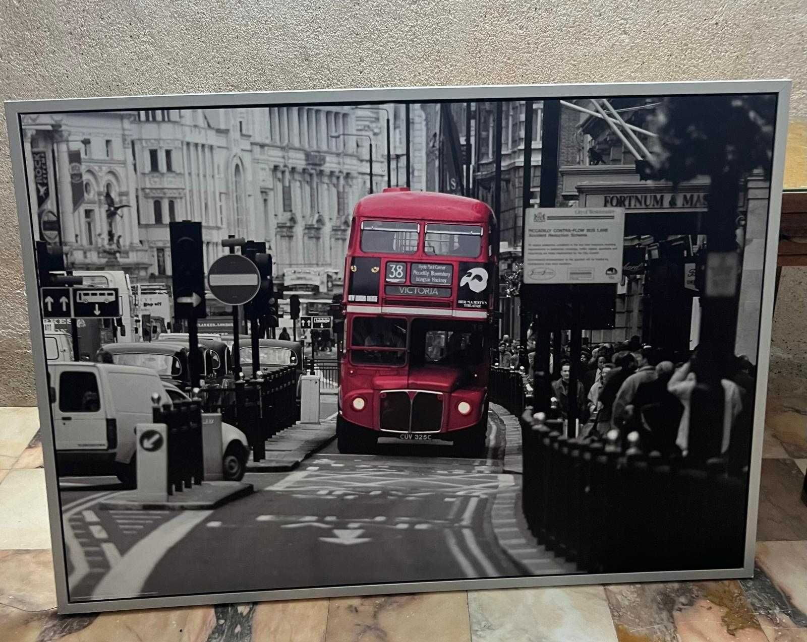 Quadro Decorativo com Autocarro Clássico de Londres