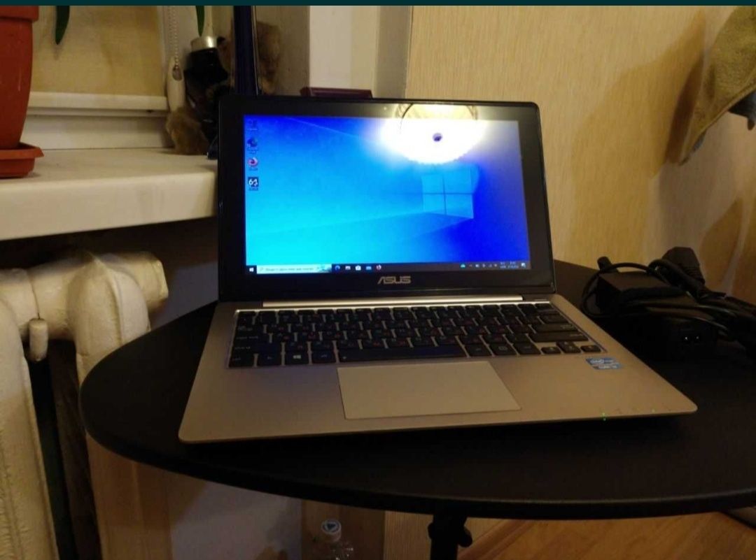 Ноутбук ASUS VivoBook