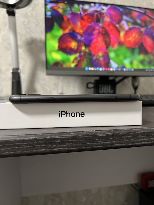 iPhone 11 64Gb • Идеал • Полный комплект • Айфон