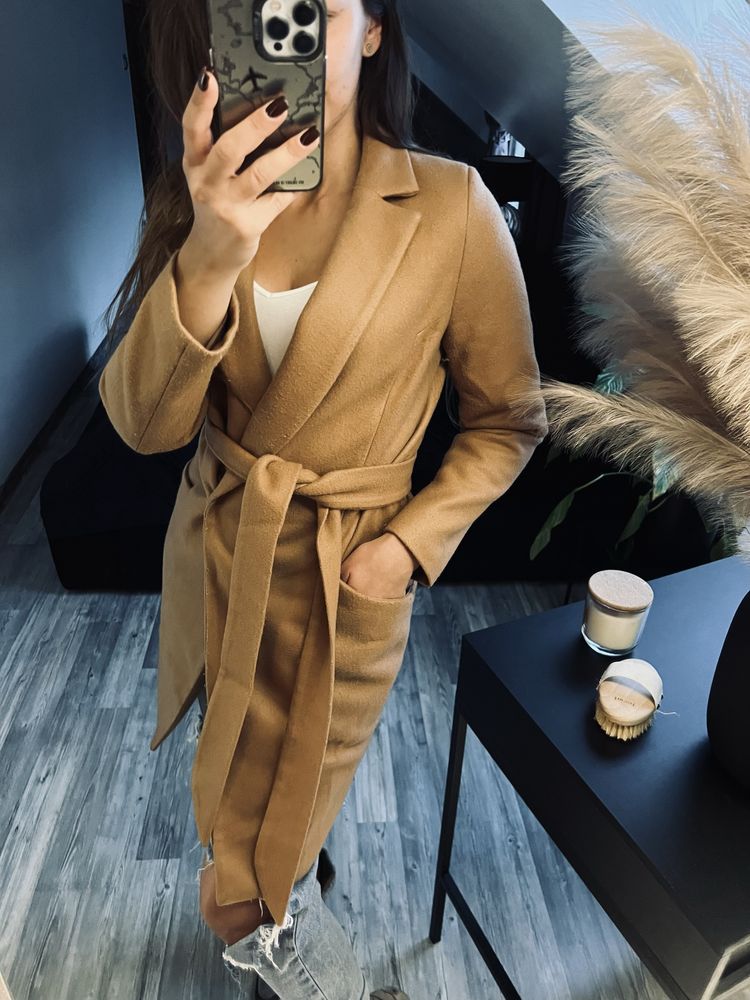 Plaszcz fluszowy camel 36, me gusta, bdb