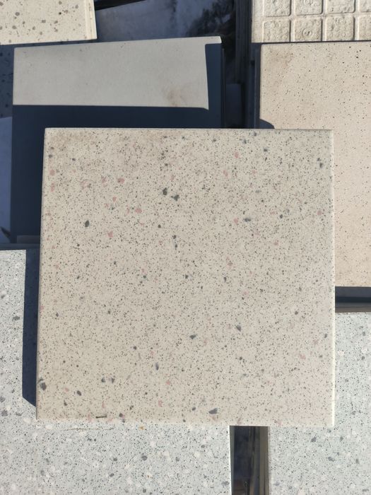 Gres techniczny gr 1,2cm 20x20cm 0,68m2 Luna 100m2
