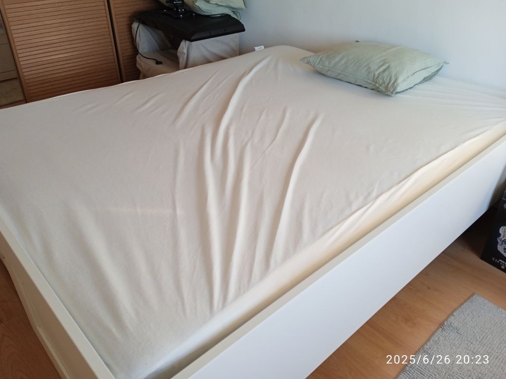 Vendo cama como nova