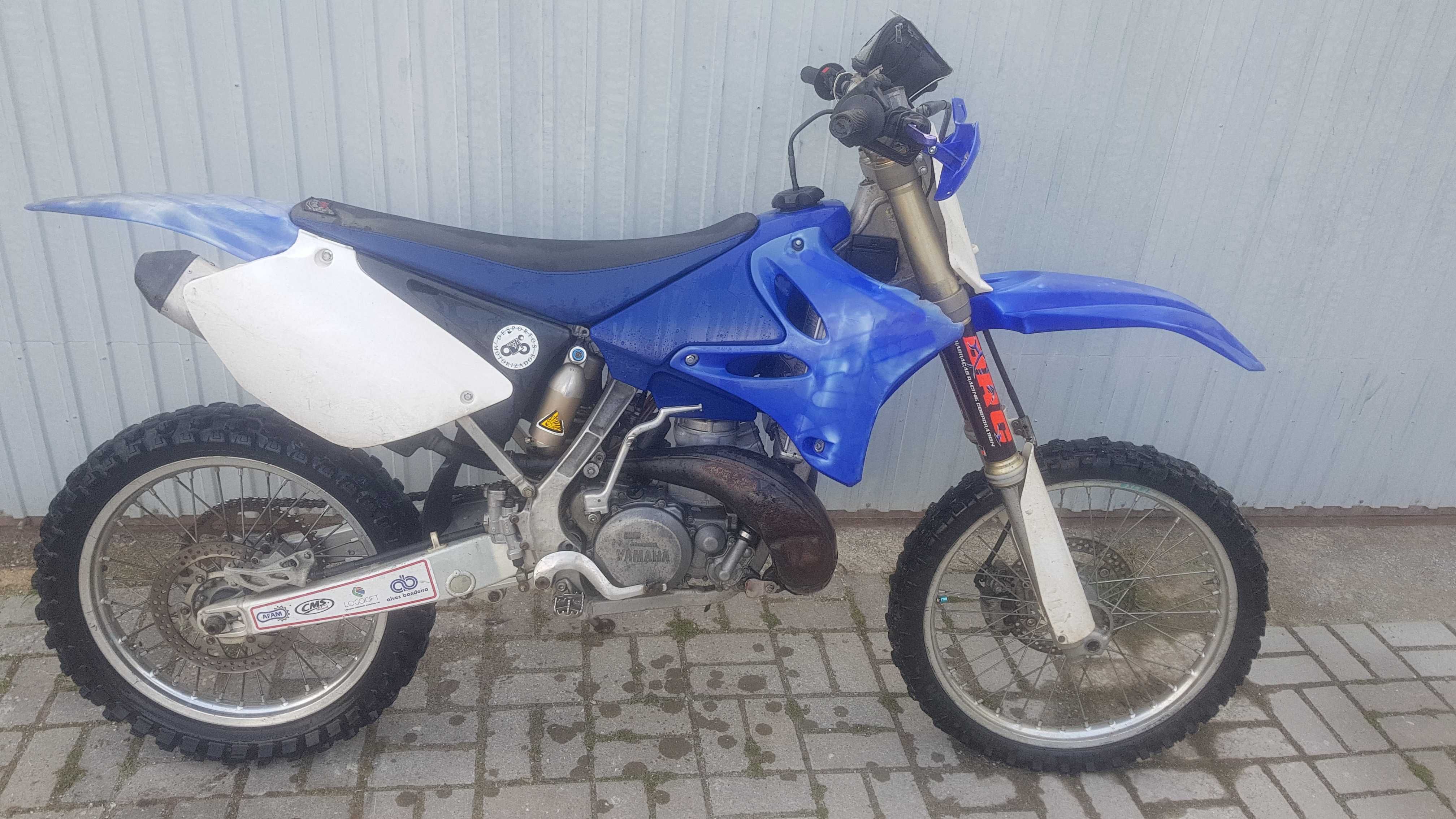 Yamaha yz 250 com motor todo reparado