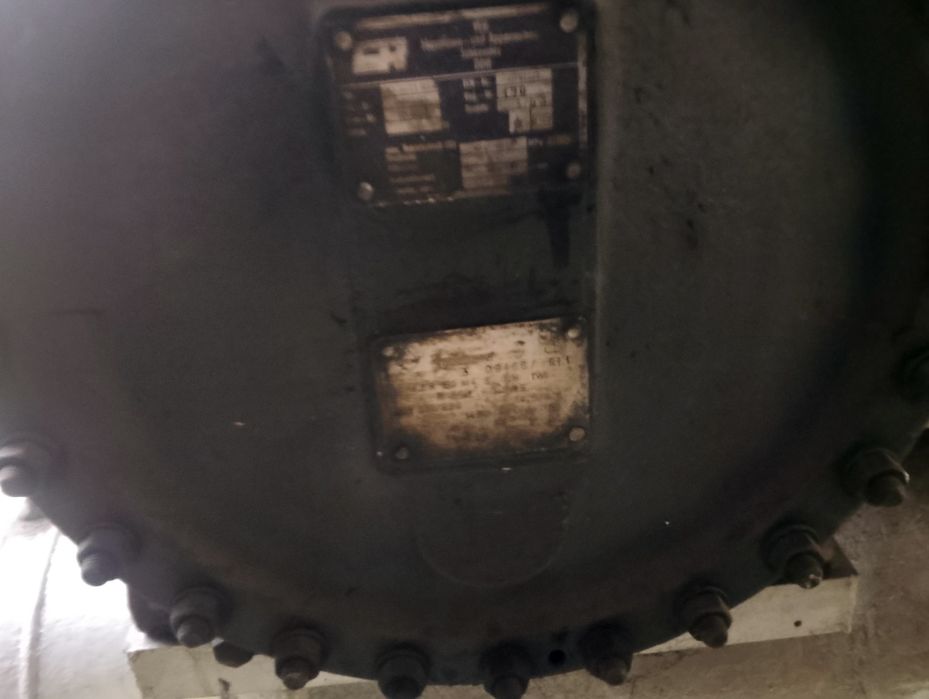 Продам компресор