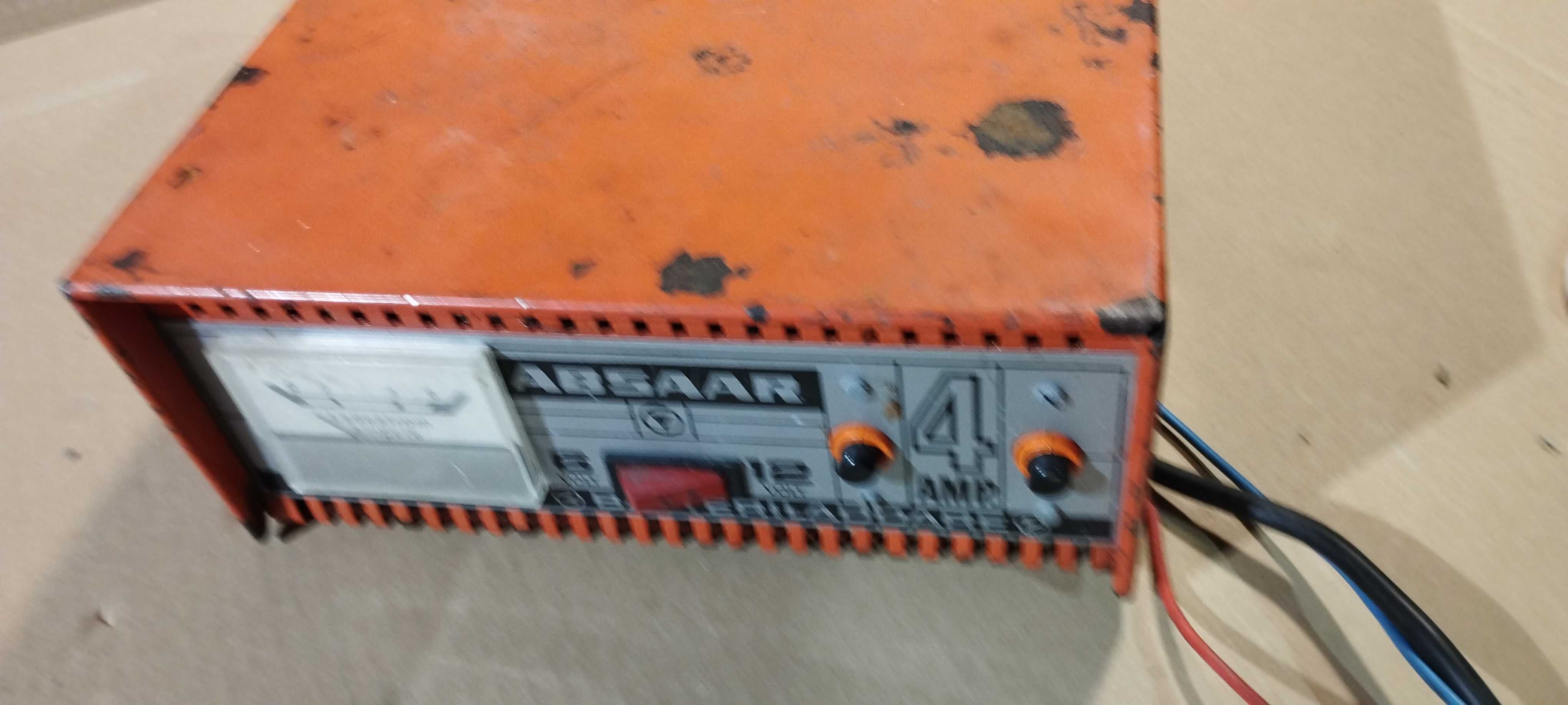 Зарядний пристрій автоакумулятора  Absaar 4А  12V