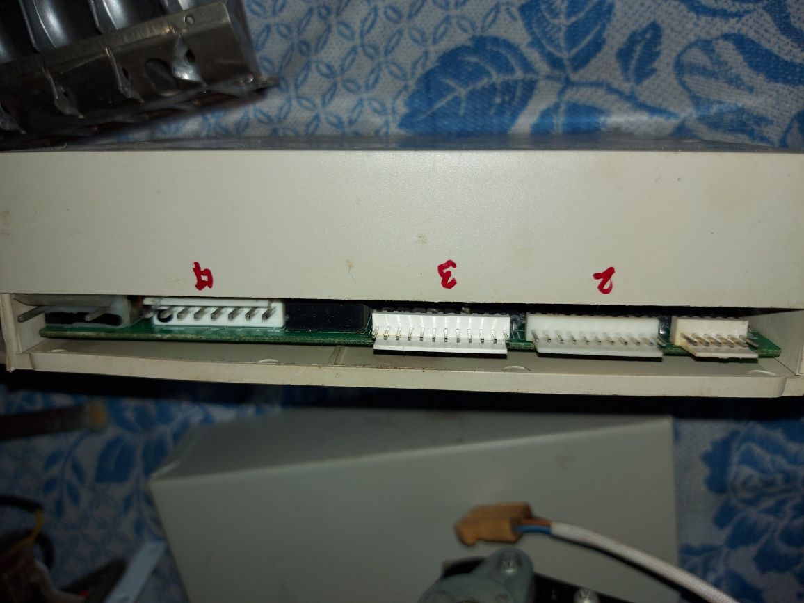 Газовый котел НОВА Тек АГД - 18 ЗАПЧАСТИ рабочий