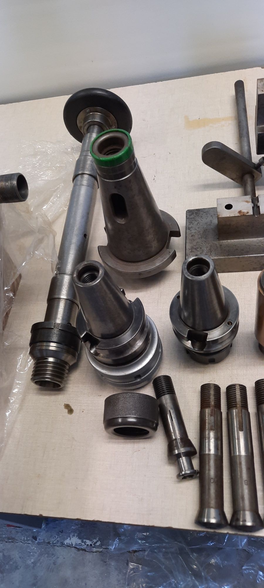 Material para metalomecânica, pinças para torno ou fresadora  etc