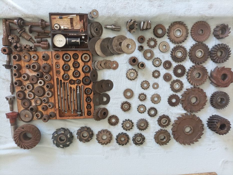 Lote completo de ferramentas de usinagem e medição – micrômetros...