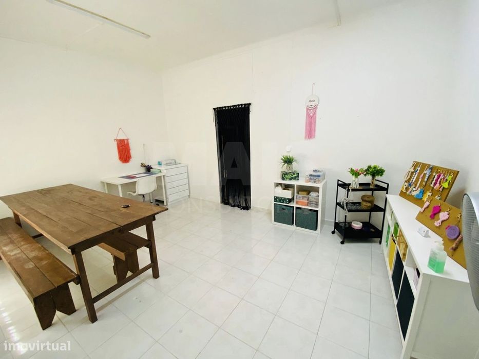 Loja no centro histórico de Samora Correia