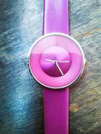 fioletowy zegarek Lambretta