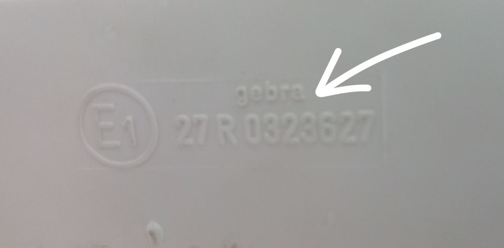 TRIÂNGULO HOMOLOGADO SINALIZADOR(Acidentes)PARA AUTOMÓVEL.Casa,Viagem.