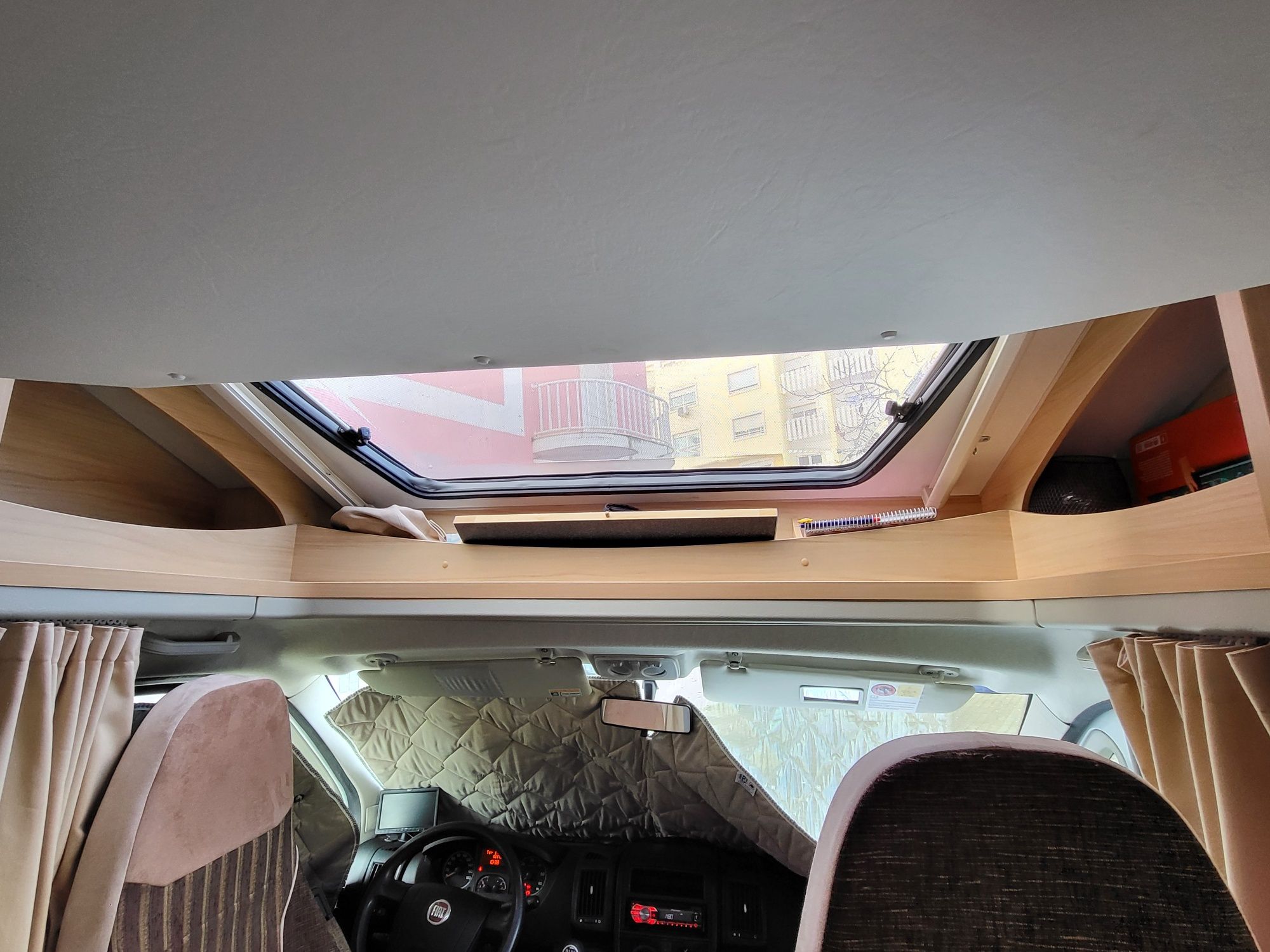 Autocaravana  sunlight