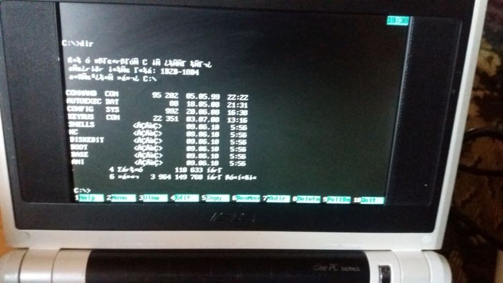 ASUS Eee PC 4G Нетбук.продам.
