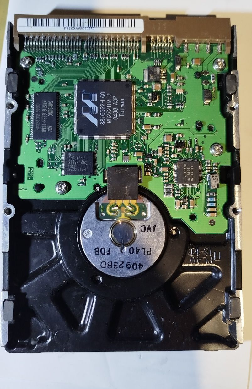 Жорсткий диск 40 gb samsung

WARRANTY VOID IF REMOVED

SPIMPOINT

S/N: