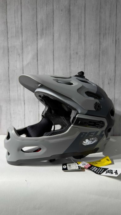 Powystawowy Kask Rowerowy Full  Bell Super 3R Mips r. L (58-62cm)