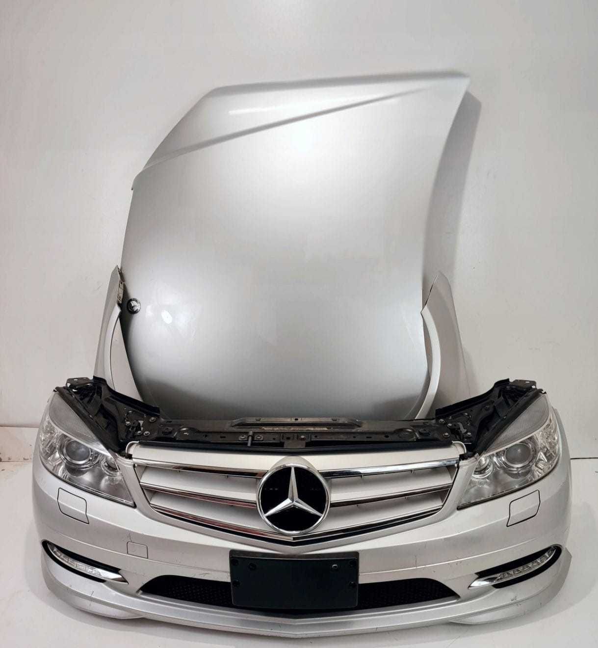 Mercedes W204 Frente completa