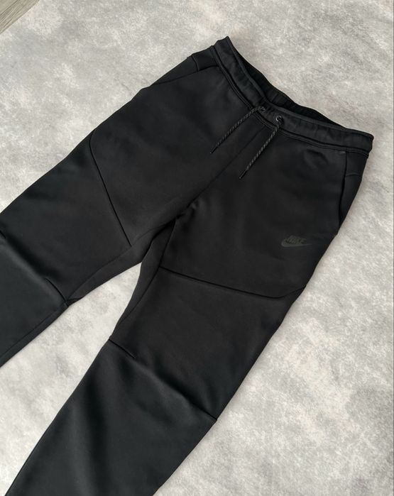 Штани Nike Tech Fleece. M