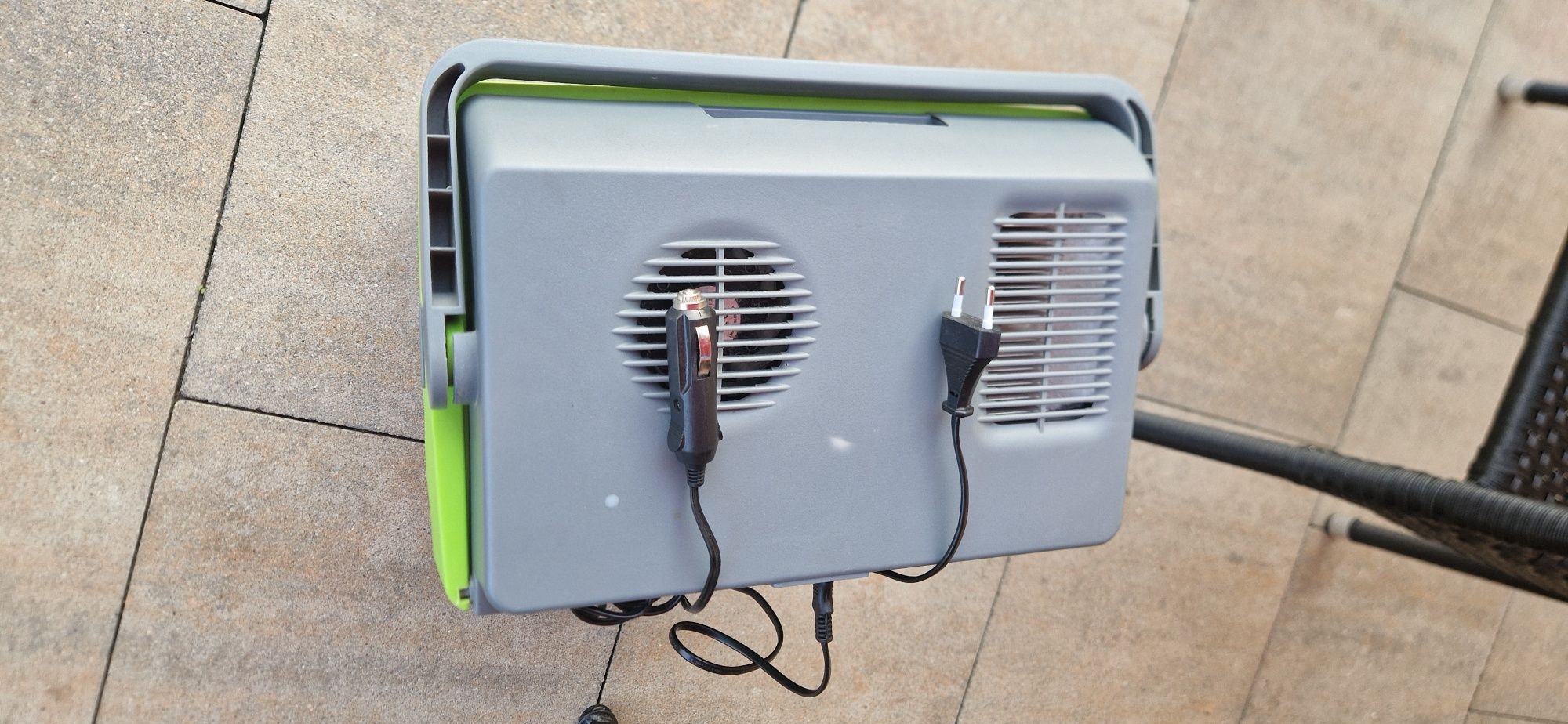 Lodówka turystyczna 230V/12V