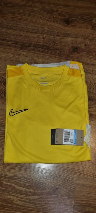 Nowa! Oryginalna Nike M koszulka DR 1336.719