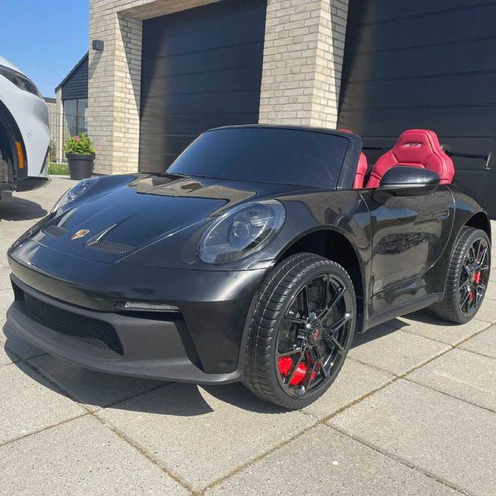 Дитячий електромобіль Porsche 911 GT3 640W: двомісний, швидкість 12км