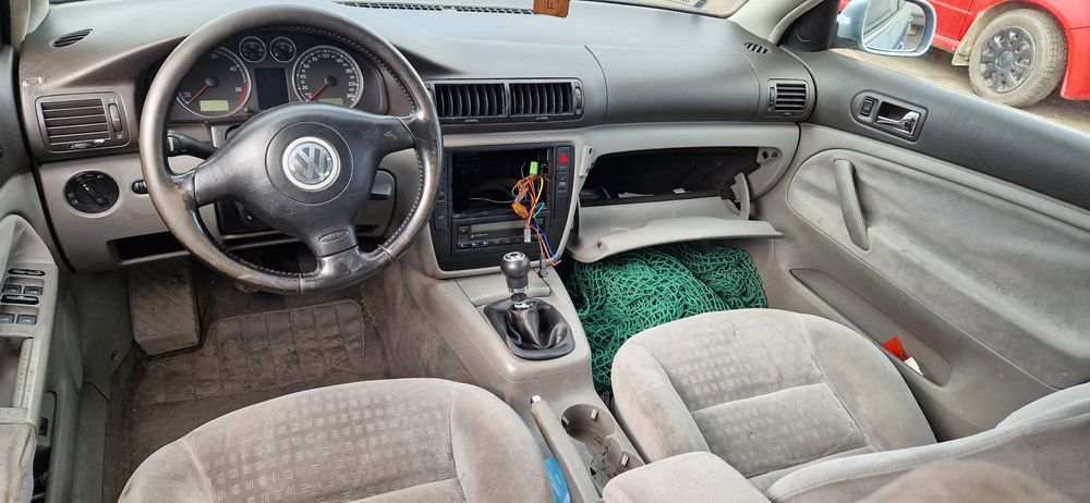 Części Passat B5 FL 1.9 TDI AVF LB5S Błotnik Drzwi Zderzak Klapa Szyba