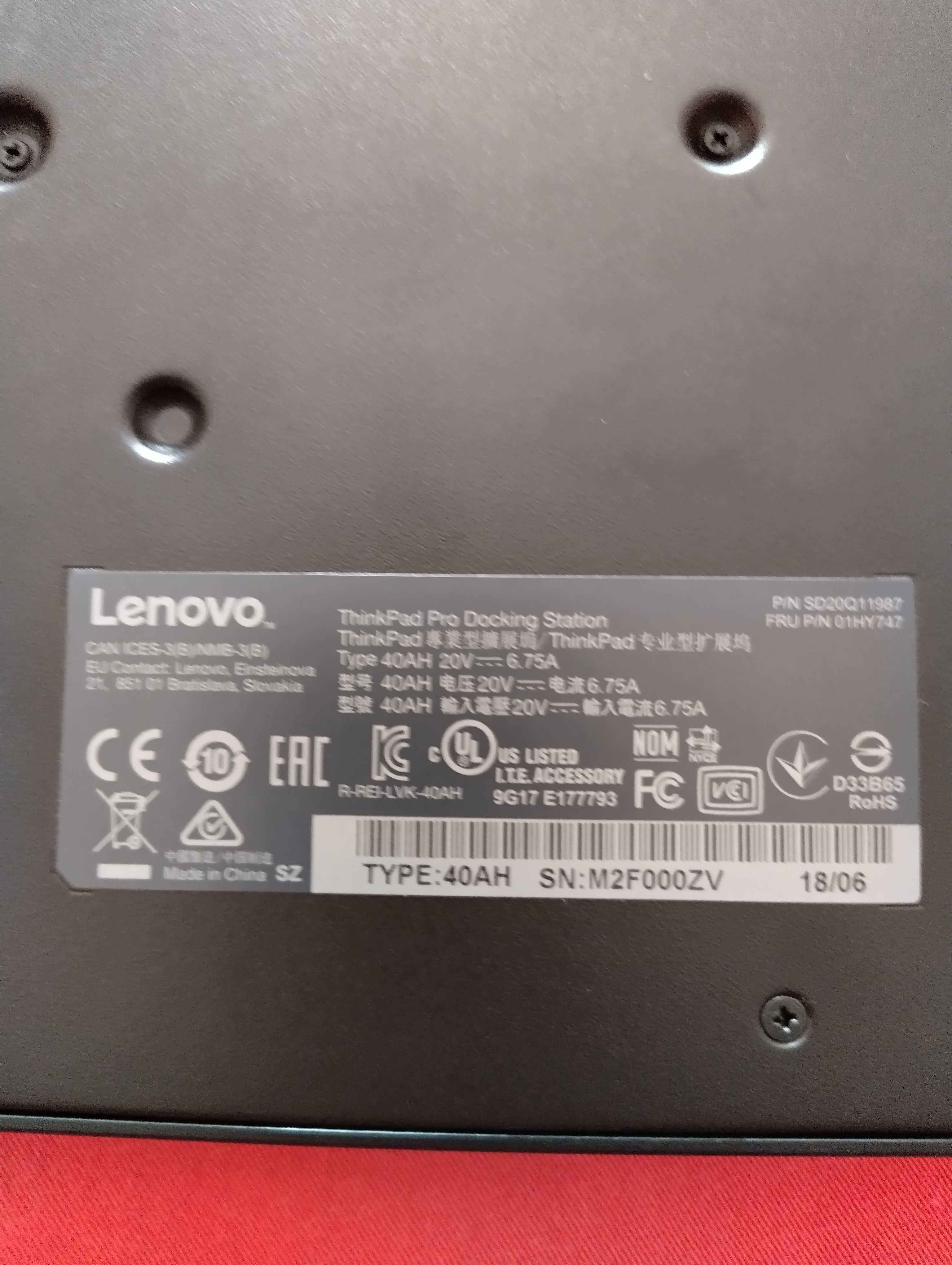Lenovo - Thinkpad Pro Docking Station 40AH