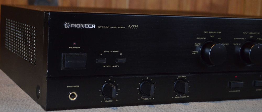 Pioneer A-335 wzmacniacz stereo 2x90 watt  b. ładny Japan