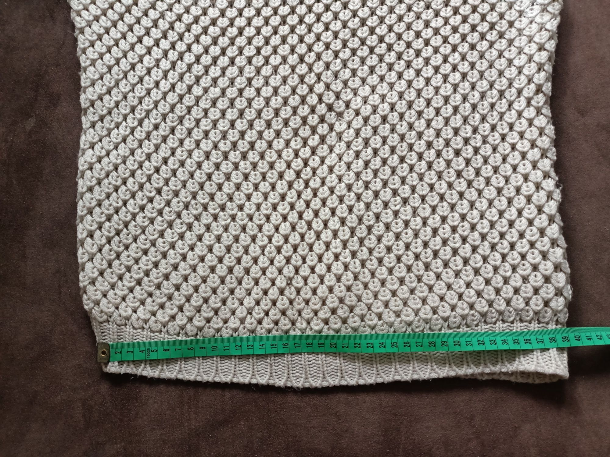 Beżowy mięsisty sweter rybia łuska