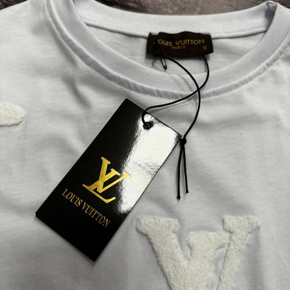 ШОУРУМ КИЕВ Женская футболка LOUIS VUITTON белая, черная люкс s-xxl