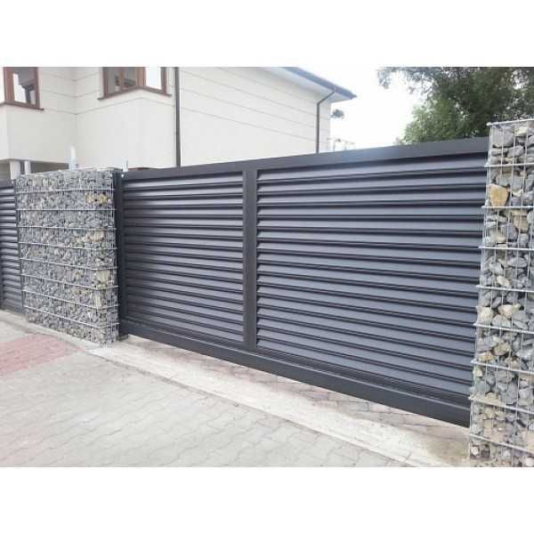 Металева огорожа. Паркан жалюзі. Паркани ранчо.