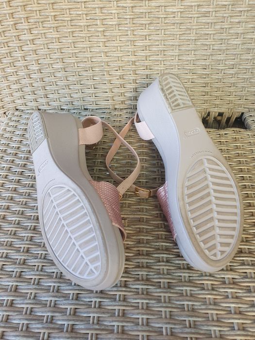 Босоніжки crocs розмір w10