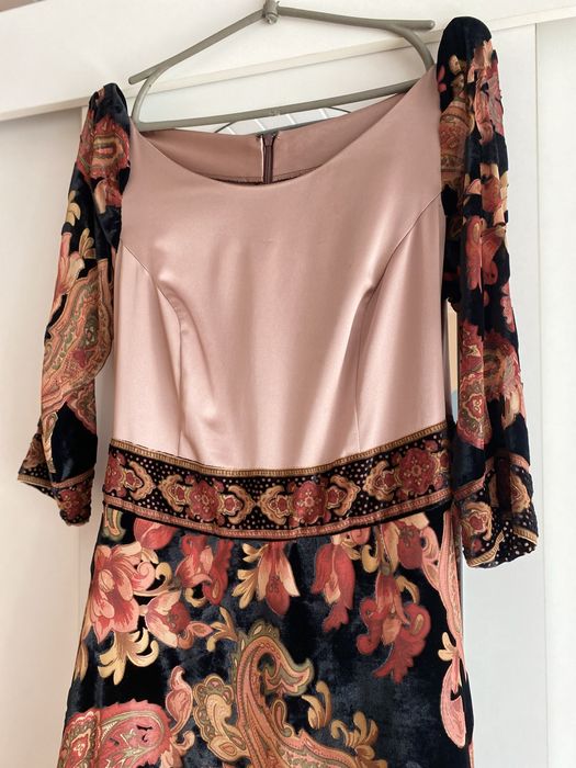 Сукня вечірня