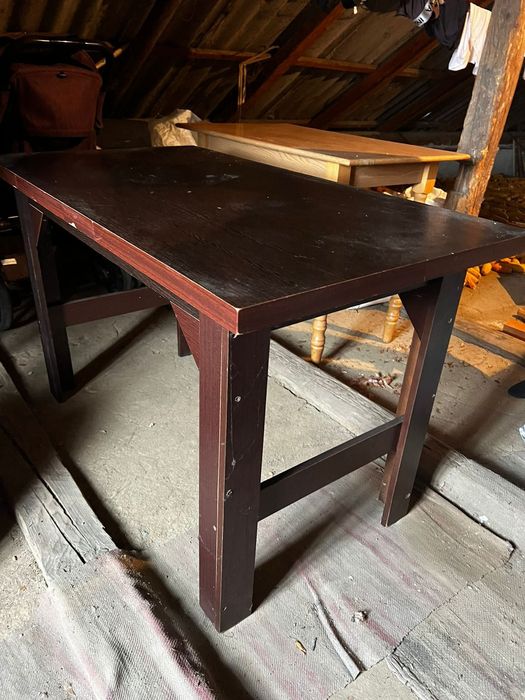 Продам столи. Кухонні та метелик.