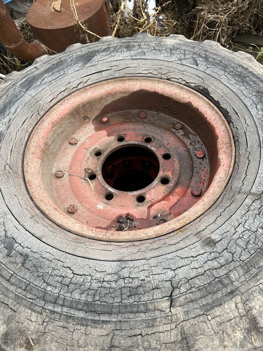 Продам колеса на прицеп 2птс4