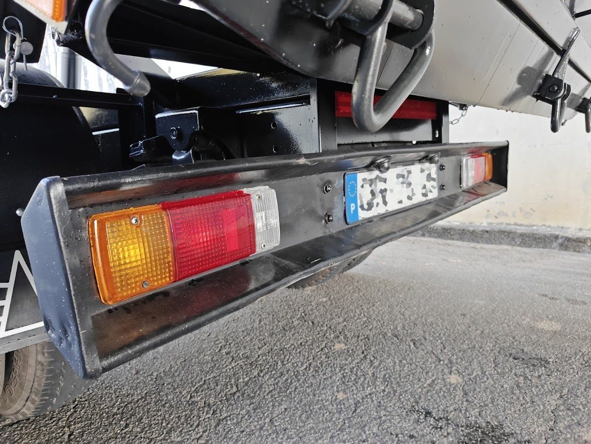Toyota dyna 250 ligeira basculante com direção assistida
